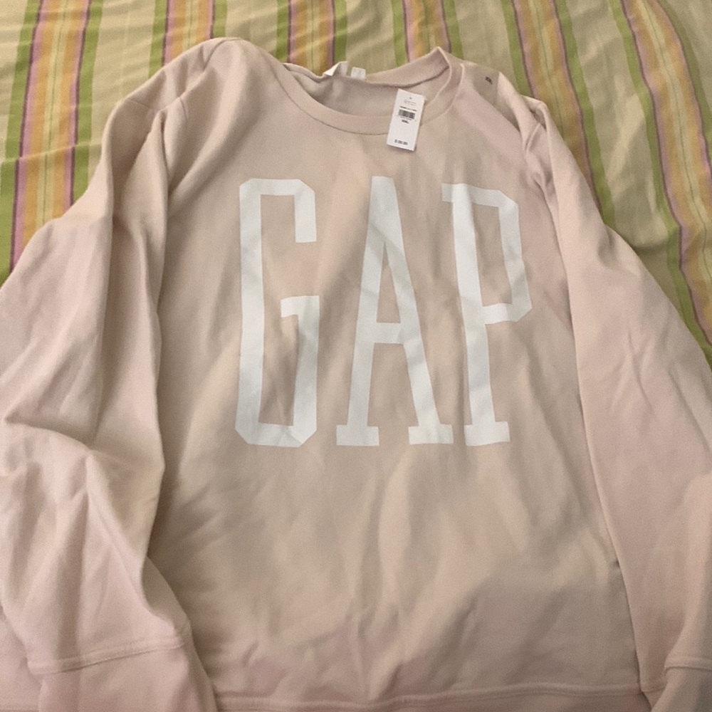 Gap sweatshirt